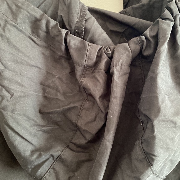 ASICS packable jacket - Picture 3 of 4